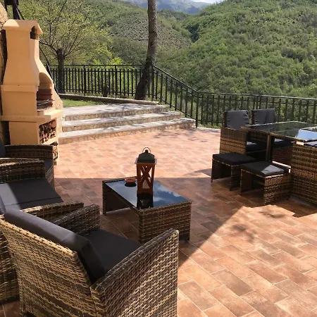 Villa Ma. De House Del Turano Valle Verde